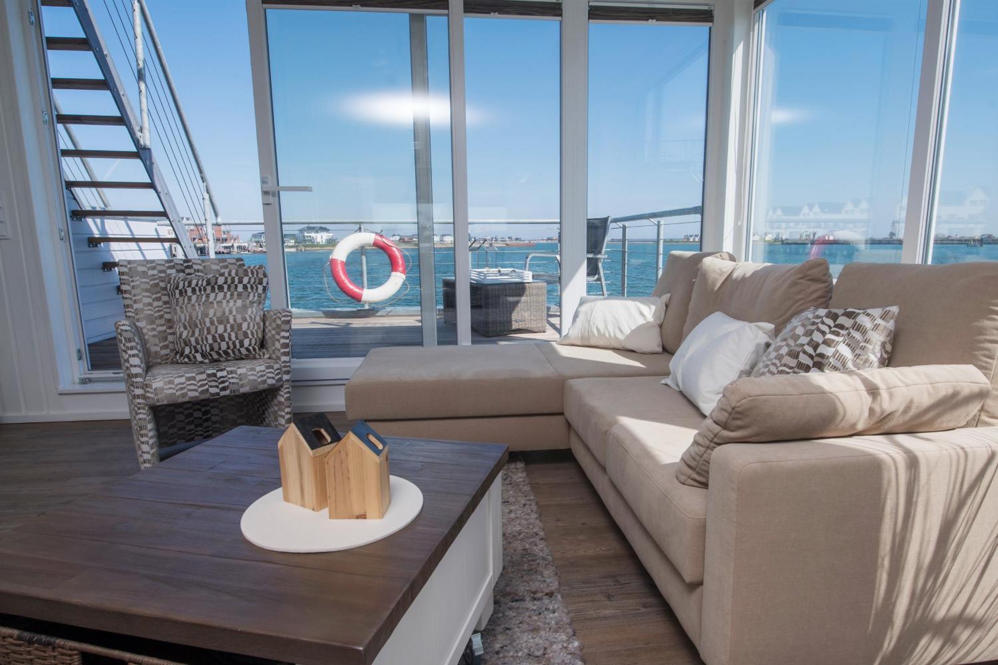 Schwimmendes Ferienhaus Antares One By Seeblick Ferien Oro, Rundum Wasser, Sauna 奥尔本尼兹 外观 照片
