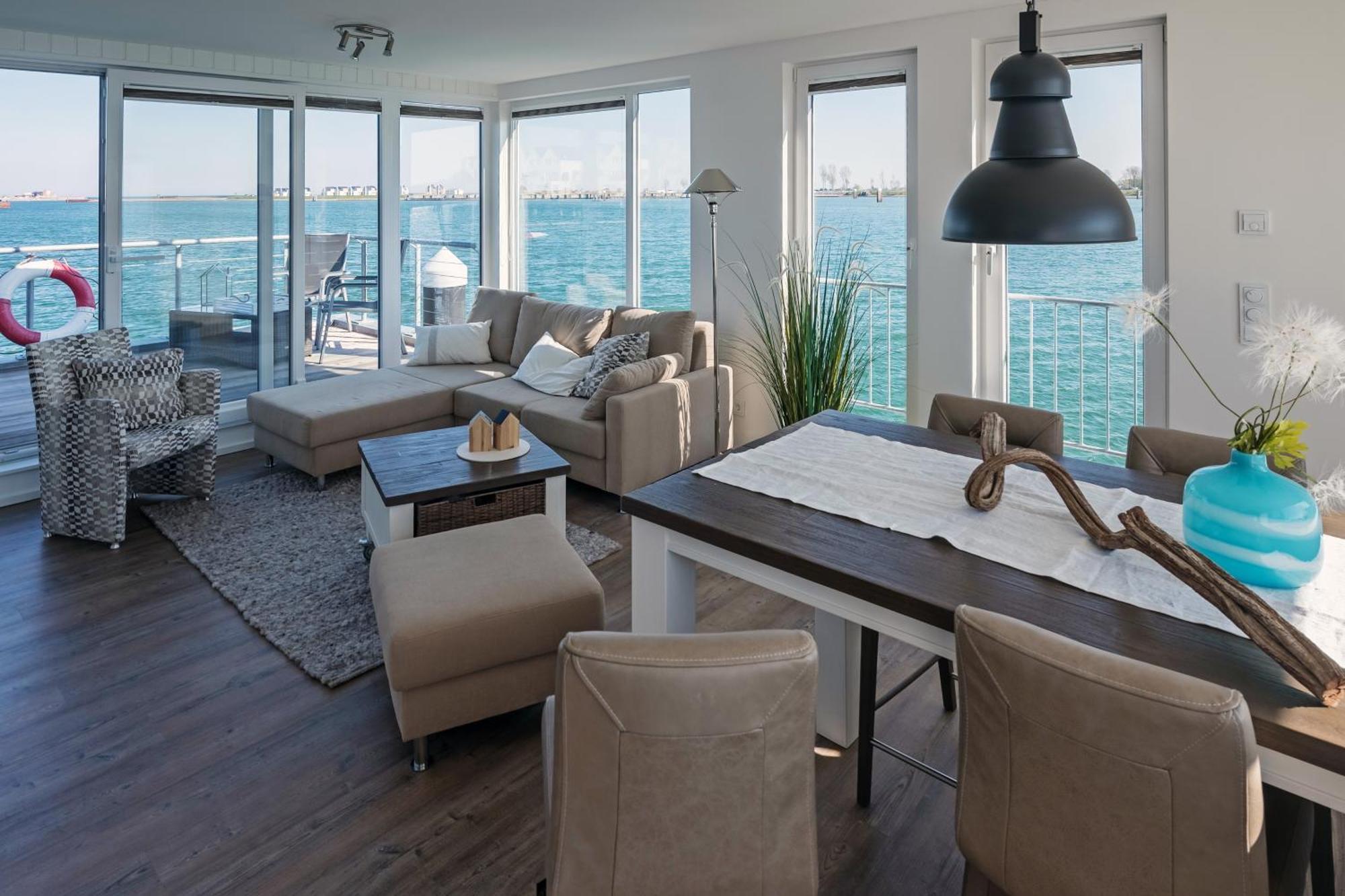 Schwimmendes Ferienhaus Antares One By Seeblick Ferien Oro, Rundum Wasser, Sauna 奥尔本尼兹 外观 照片